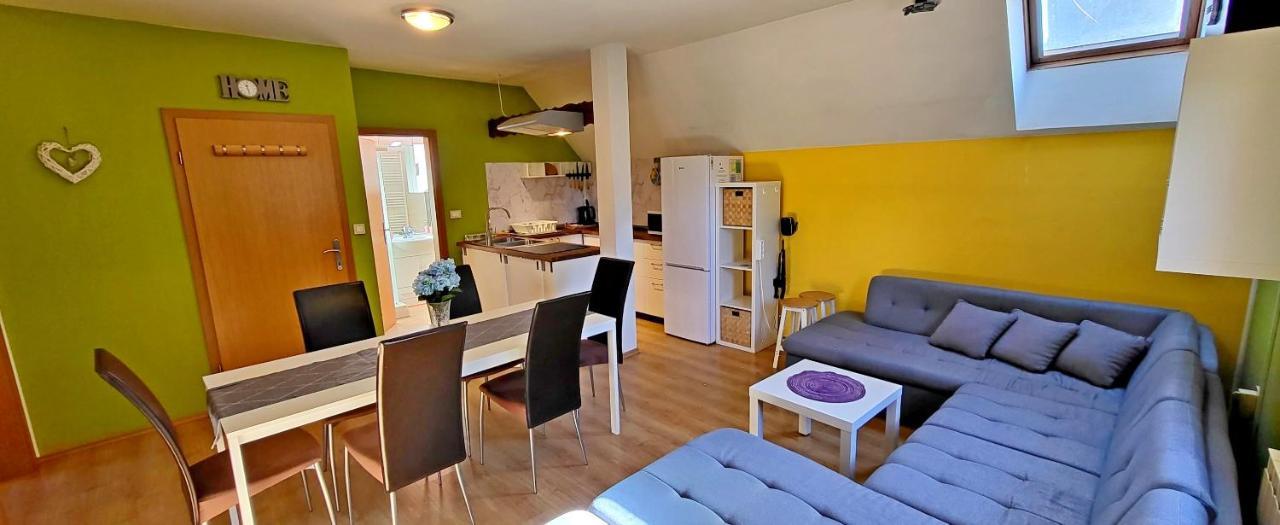 Simonai Apartment Bovec Eksteriør billede