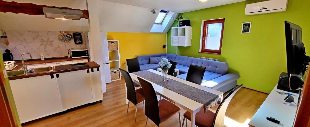 Simonai Apartment Bovec Eksteriør billede